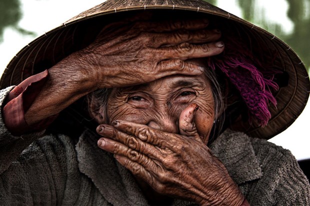 La beaute sans age des femmes vietnamiennes a travers l’objectif de Rehahn Croquevielle hinh anh 1