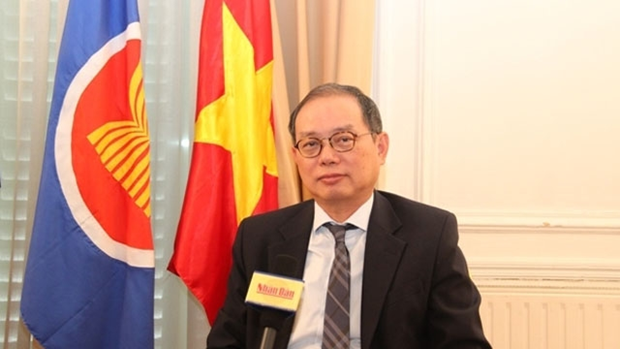 Le Vietnam assume avec succes la presidence tournante du comite de l’ASEAN a Paris hinh anh 1