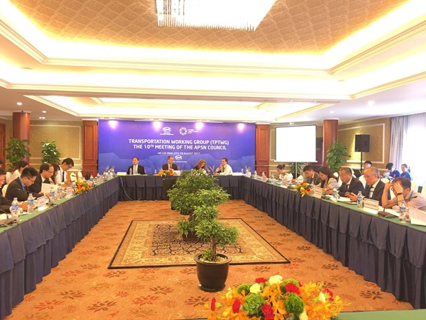 Les economies membres de l'APEC discutent des questions de services portuaires hinh anh 1
