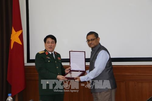 Le Vietnam et l’Inde cherchent a accelerer leur cooperation dans la defense hinh anh 1