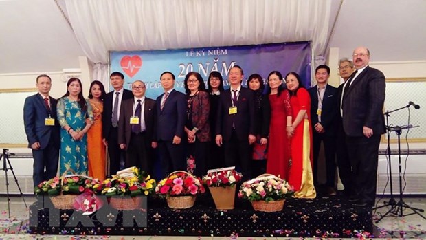 L’Association des medecins et pharmaciens vietnamiens en Russie souffle ses 20 bougies hinh anh 1