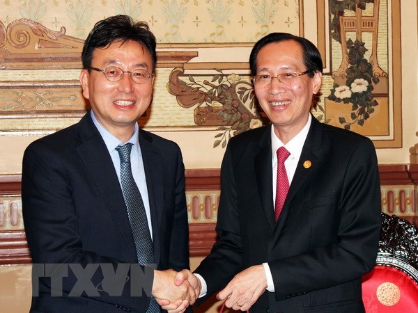Resserrer la cooperation entre HCM-Ville et Gyeongsangbuk (R. de Coree) hinh anh 1