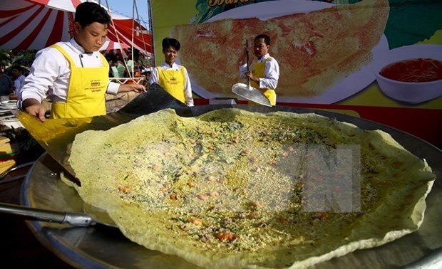 Le Festival des gateaux traditionnels du Sud 2018 valorise la gastronomie du Sud hinh anh 1