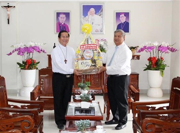 Fete de la Saint Joseph : les autorites de Binh Phuoc felicitent le diocese de Phu Cuong hinh anh 1