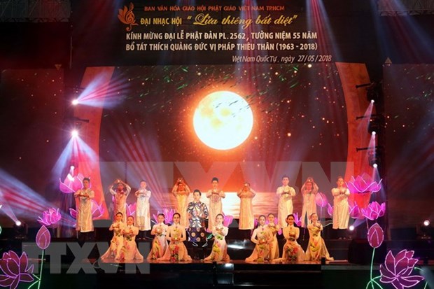 Activites en l’honneur du 2.562e anniversaire de Bouddha a Ho Chi Minh-Ville hinh anh 1
