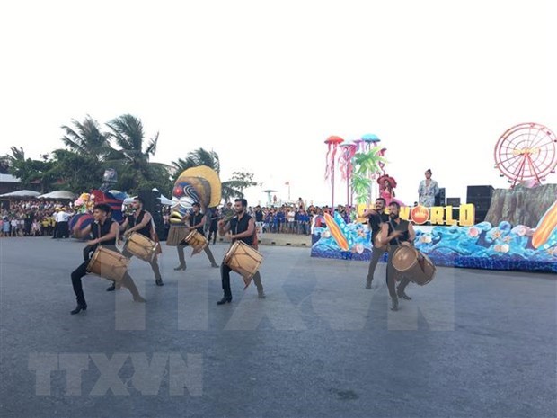 Thanh Hoa : Festival du tourisme maritime de Sam Son 2020 hinh anh 1