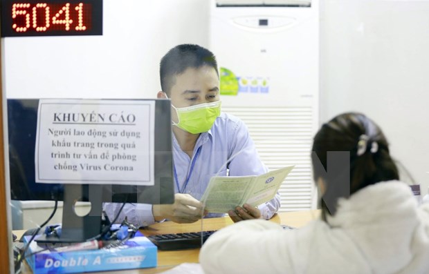 Coronavirus: Les travailleurs doivent s’adapter aux nouveaux changements hinh anh 1