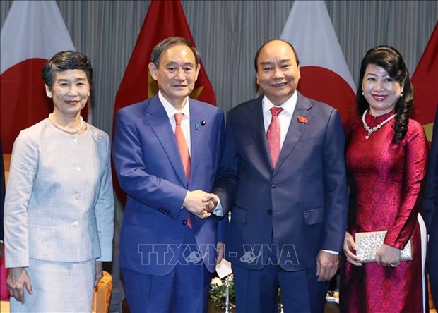 La presse du Japon salue la visite officielle du PM Suga Yoshihide au Vietnam hinh anh 1