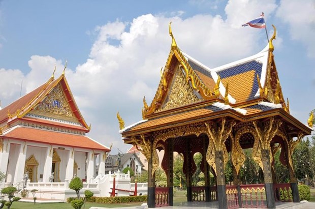 COVID-19: la Thailande autorise une reouverture de cinq types de commerce a Bangkok hinh anh 1