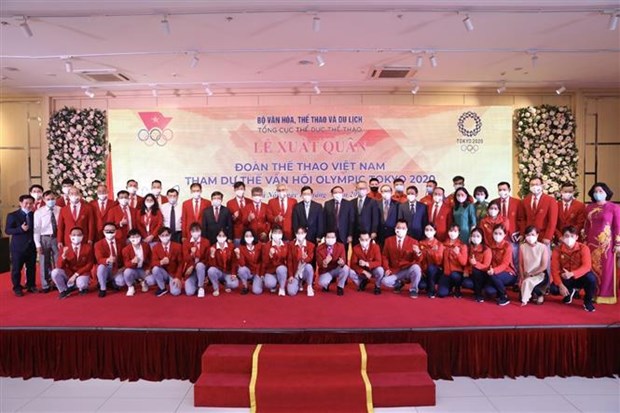 Ceremonie de depart des sportifs vietnamiens pour les JO de Tokyo 2020 hinh anh 2
