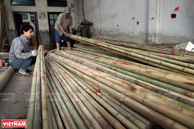 Une commune de Hanoi specialisee dans la construction en bambou hinh anh 2