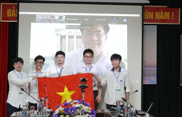 Le Vietnam fait impression sur la scene academique internationale hinh anh 1