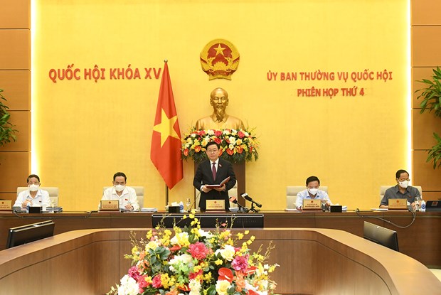 Le Comite permanent de l’Assemblee nationale se reunit a Hanoi hinh anh 1