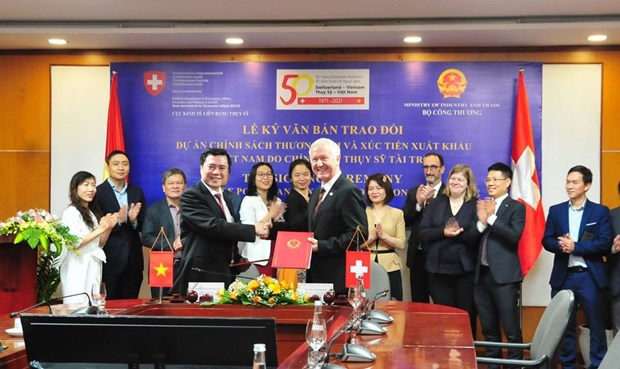 La Suisse aide le Vietnam a ameliorer les politiques commerciales et promouvoir les exportations hinh anh 1