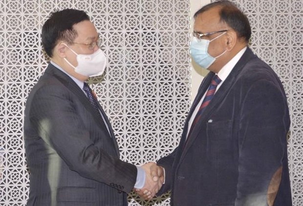 Le president de l’AN rencontre le directeur executif du groupe petrolier public indien hinh anh 1