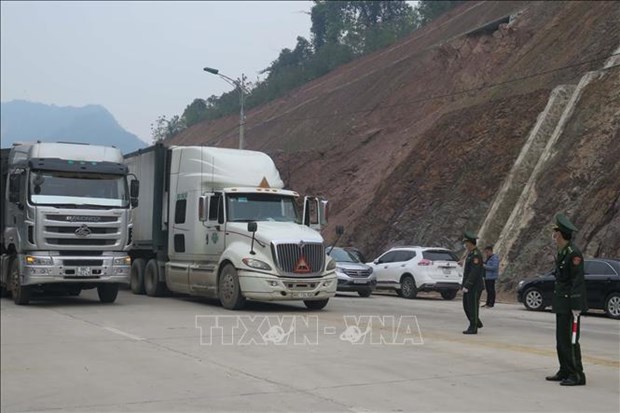 Reglement de la congestion des marchandises a la frontiere avec la Chine hinh anh 1