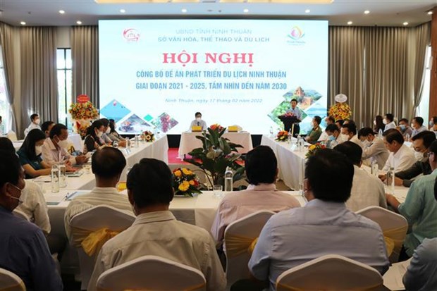 Ninh Thuan fait du tourisme un secteur economique cle hinh anh 2