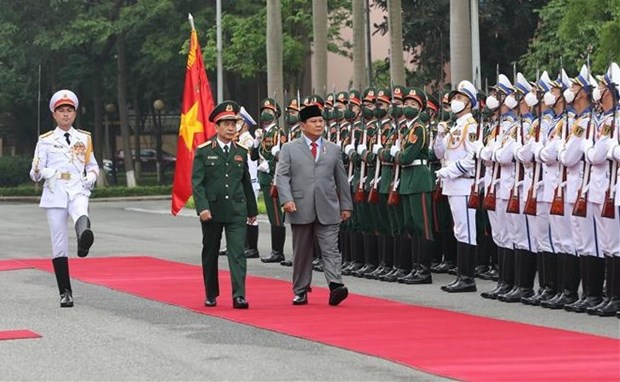Le ministre indonesien de la Defense en visite officielle au Vietnam hinh anh 1
