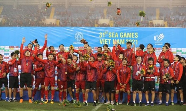 L’AFC et les federations regionales saluent les succes du football vietnamien aux SEA Games 31 hinh anh 1