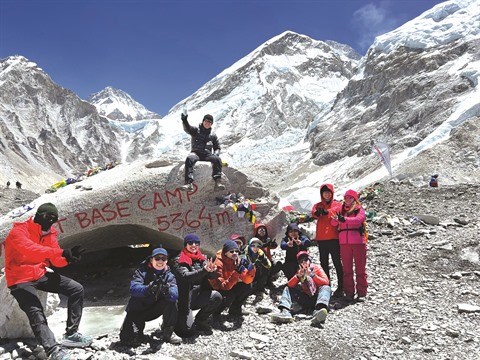 Thanh Nha, la premiere Vietnamienne a gravir l’Everest hinh anh 2