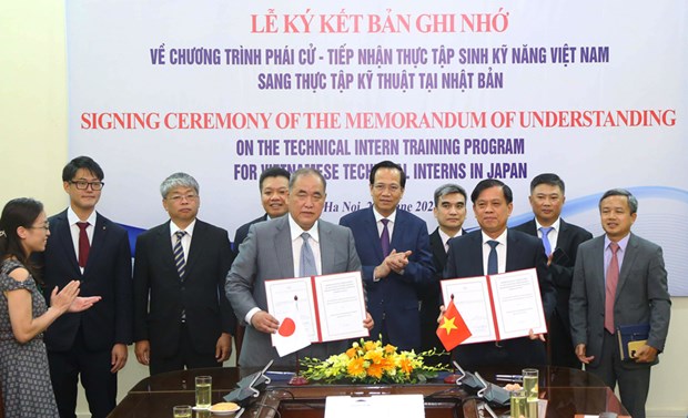 Le Vietnam et le Japon elargissent leur cooperation dans l’emploi hinh anh 1