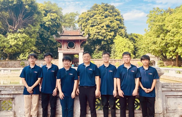 Maths : le Vietnam termine a la 4e place parmi les 104 pays participants aux IMO 2022 hinh anh 2