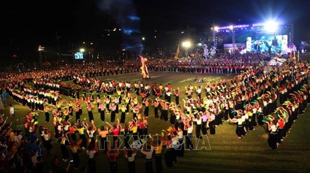 Plus de 2.000 personnes participeront a la grande demonstration de Xoe Thai hinh anh 1