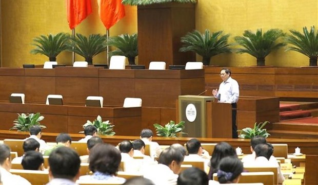 Le PM souligne l’importance de perfectionner les politiques et lois foncieres hinh anh 1