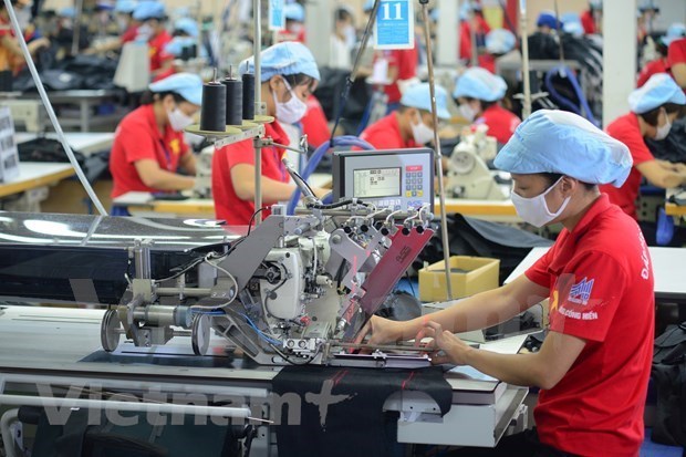 Standard Chartered prevoit une croissance de 6,7% du PIB du Vietnam en 2022 hinh anh 1