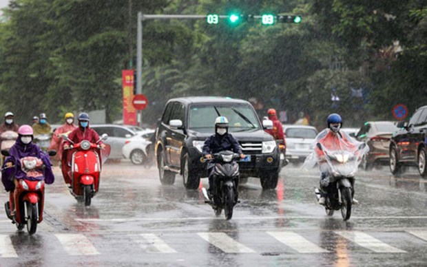 Les fortes pluies continuent de frapper le Nord et Thanh Hoa au Centre hinh anh 1