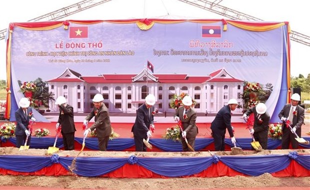 Vietnam – Laos: approfondissement des relations entre les deux ministeres de la Securite hinh anh 1