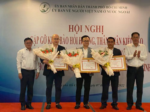 Ho Chi Minh-Ville compte plus de 3.000 entreprises de Viet kieu hinh anh 1