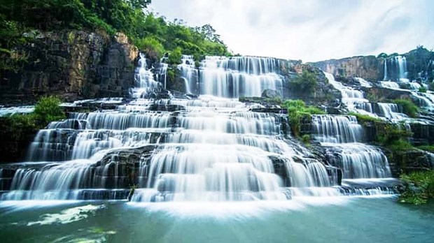 Quatre celebres cascades Dai Yem, May, Pongour et Suoi Tranh sont timbrees hinh anh 4