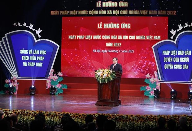 Journee du droit du Vietnam : le Premier ministre appelle a renover la communication juridique hinh anh 1