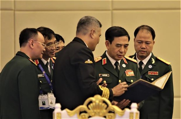 Defense : l’ASEAN et ses partenaires promeuvent leur cooperation hinh anh 2