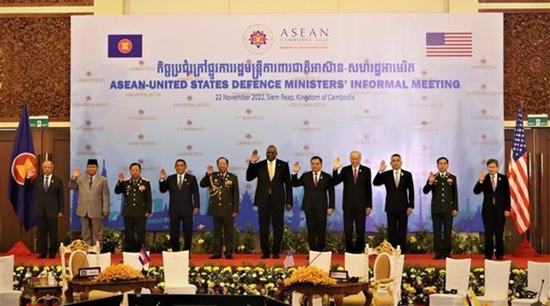 Defense : l’ASEAN et ses partenaires promeuvent leur cooperation hinh anh 1