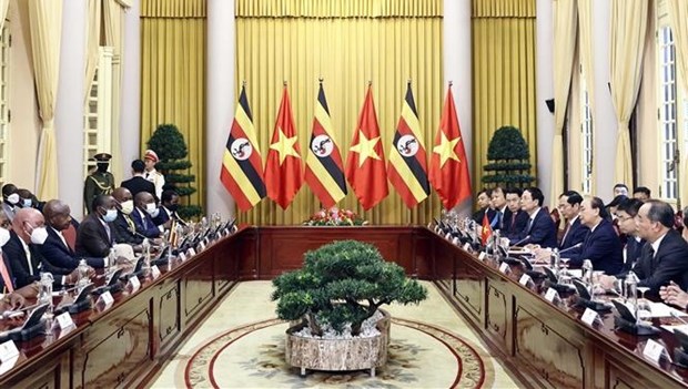 Le Vietnam et l’Ouganda determines a booster la cooperation economique hinh anh 1