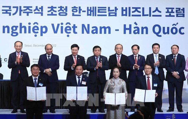 Le Vietnam et la Republique de Coree signent 15 protocoles d’accord hinh anh 1