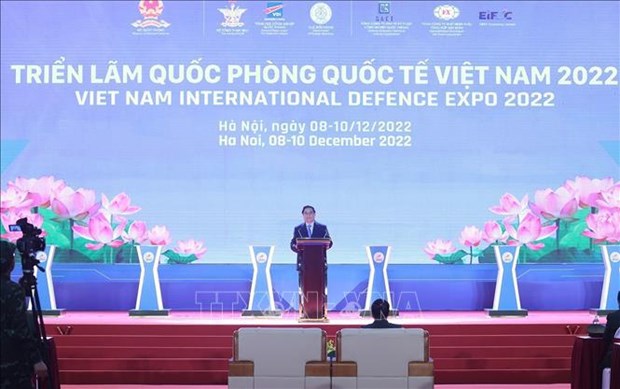 Le Premier ministre Pham Minh Chinh au premier Salon international de la defense du Vietnam hinh anh 1
