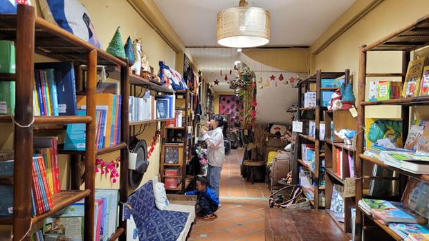 La premiere librairie en libre-service a Hanoi hinh anh 1