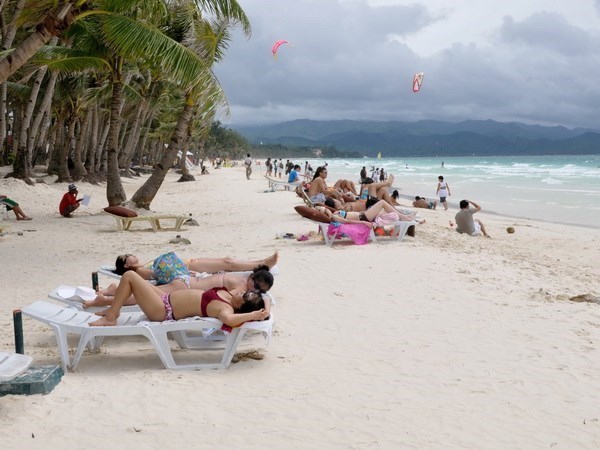 Philippines : record de l'affluence touristique malgre la fermeture de Boracay hinh anh 1