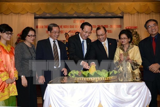 Vietnam-Indonesie : celebration des 60 ans de l’etablissement des relations diplomatiques hinh anh 1