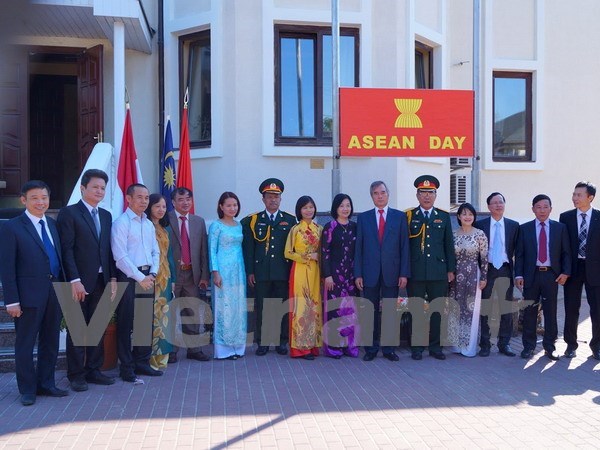 L'ASEAN est toujours la priorite dans la politique exterieure du Vietnam hinh anh 1