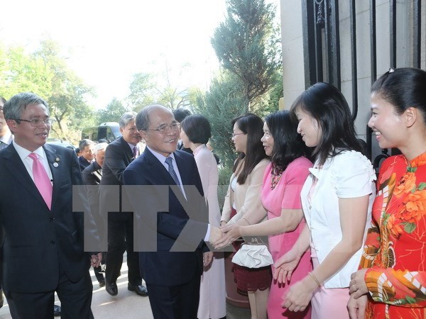 Le president de l’AN Nguyen Sinh Hung a Washington D.C. hinh anh 1