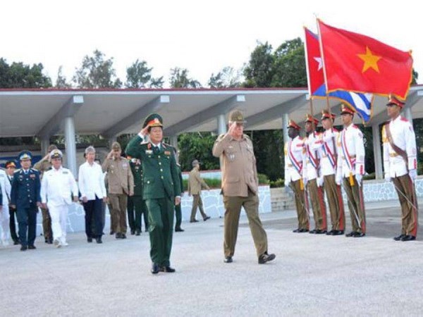 Vietnam et Cuba renforcent leur cooperation dans la defense hinh anh 1