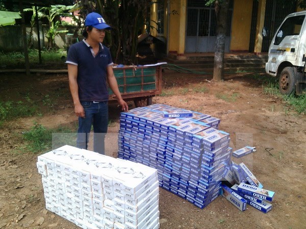 Tay Ninh : 9.000 paquets de cigarettes de contrebande ont ete saisis hinh anh 1