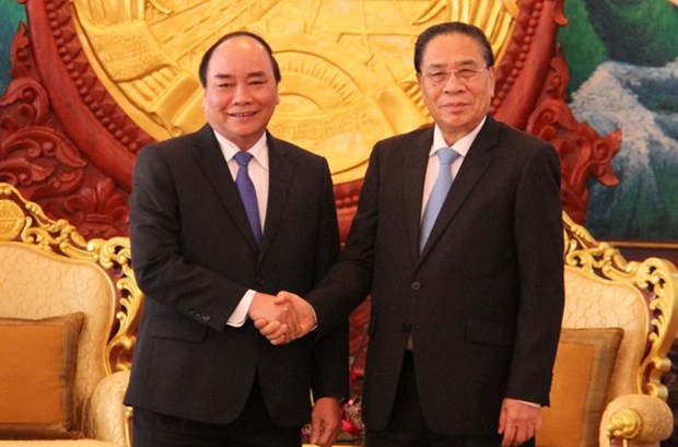 Le Laos attache aux relations de cooperation avec le Vietnam hinh anh 1