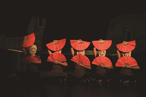 La danse Xuan Pha presentee dans le «nouvel» Hamlet hinh anh 2
