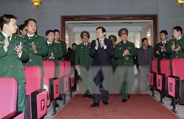 Le chef de l'Etat rend visite a l'Academie de logistique militaire hinh anh 1