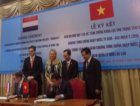 Ho Chi Minh-Ville et les Pays-Bas cooperent face aux changements climatiques hinh anh 1